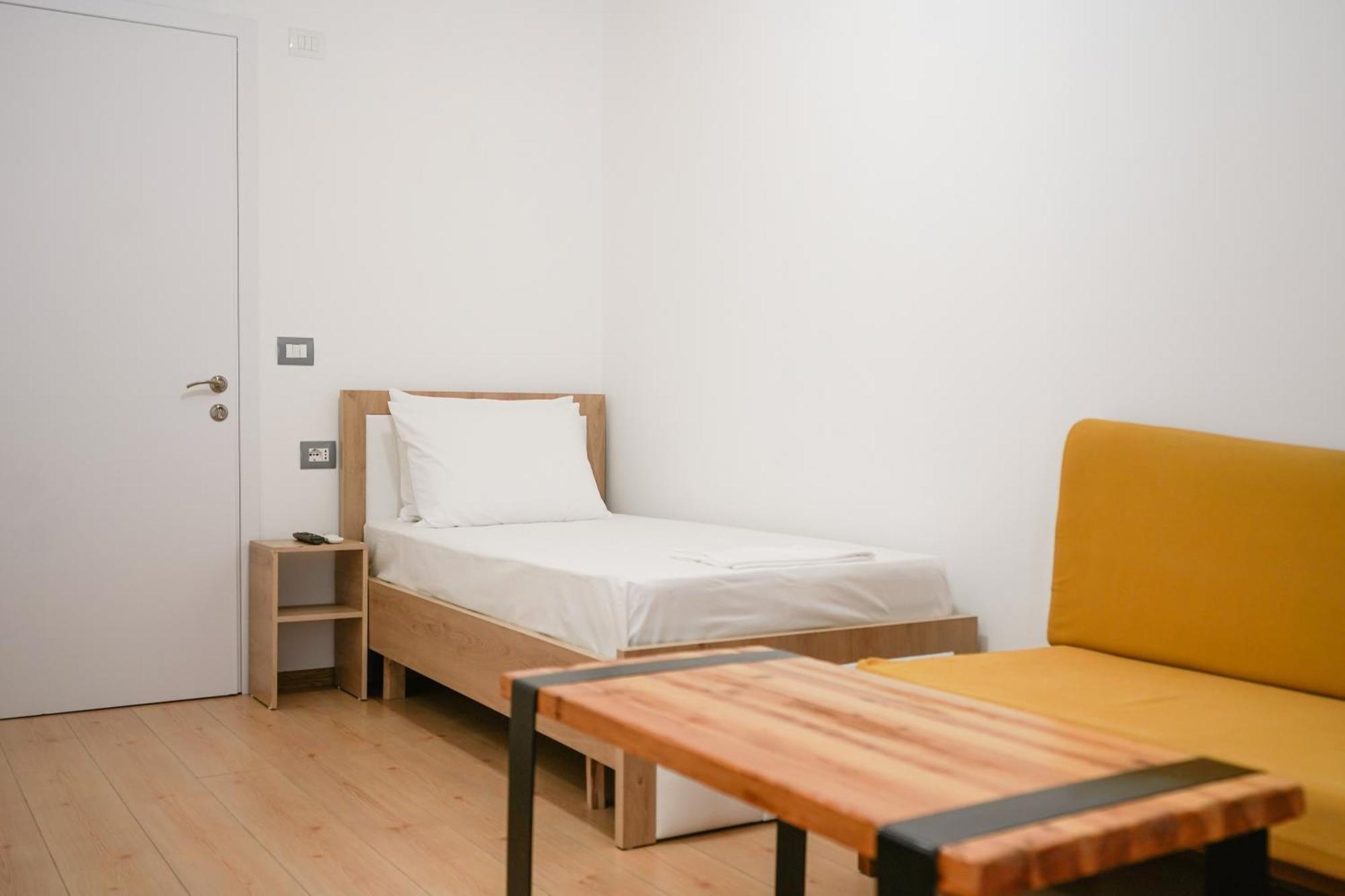 Ora Apartment Gjirokastër 外观 照片